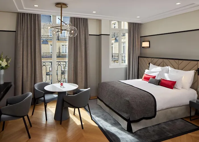 Fraser Suites Le Claridge Champs-ElyséesHotel Stelle